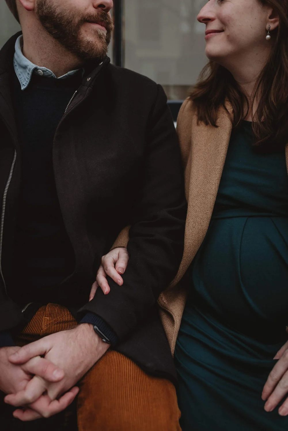 Maternity photoshoot in Haarlem city by Vicky McLachlan Photogaphy_10