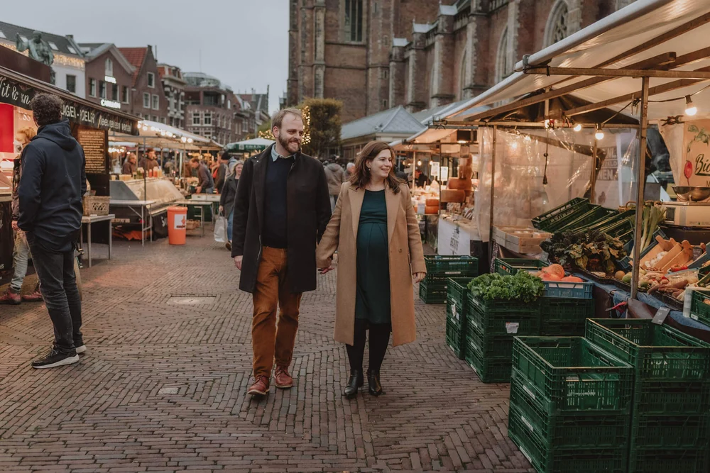 Maternity photoshoot in Haarlem city by Vicky McLachlan Photogaphy_23