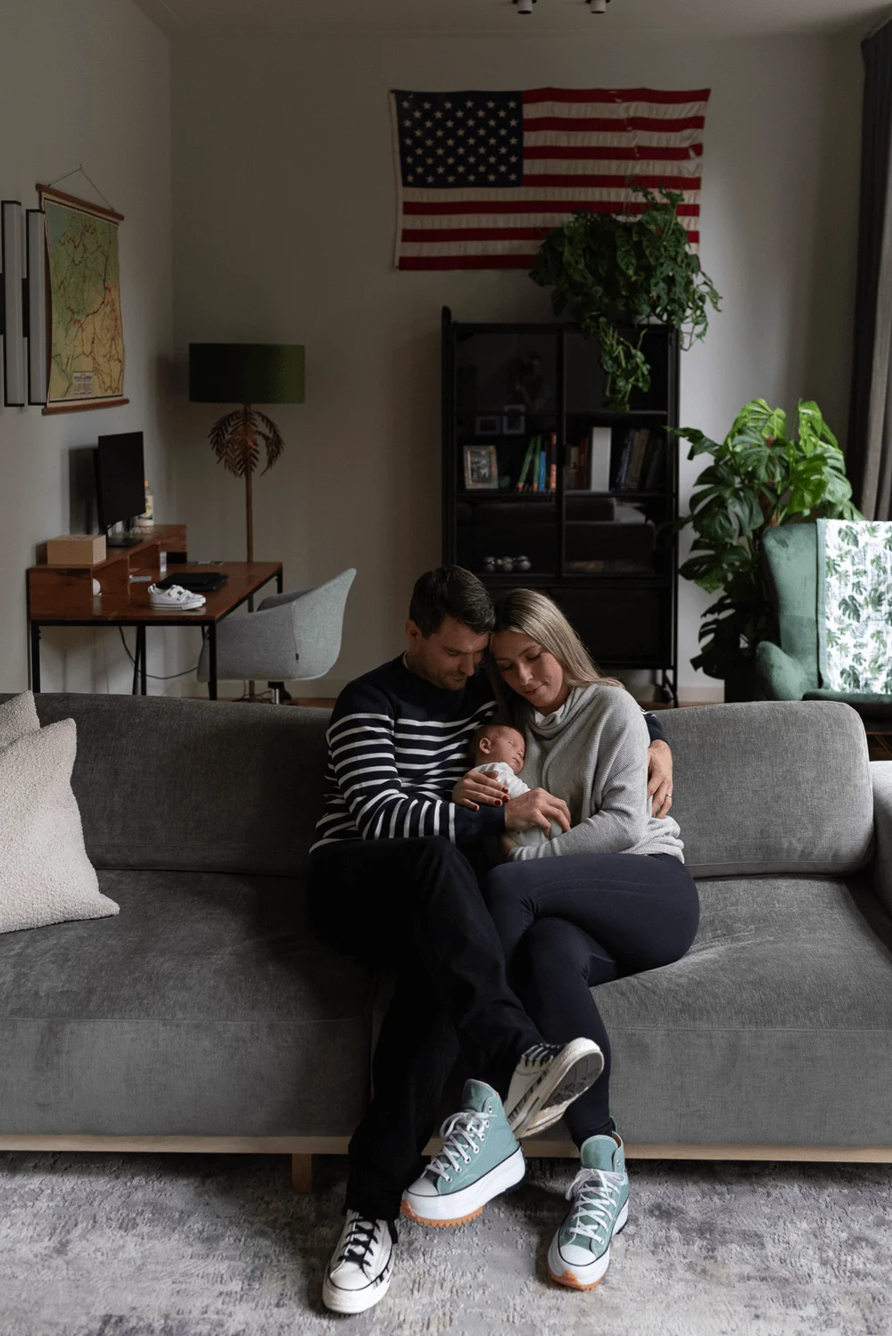 Newborn photoshoot for an American family in Amsterdam_9