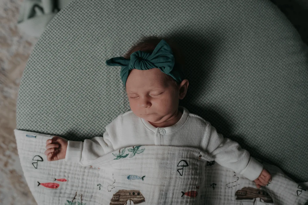 Newborn photoshoot for an American family in Amsterdam_17